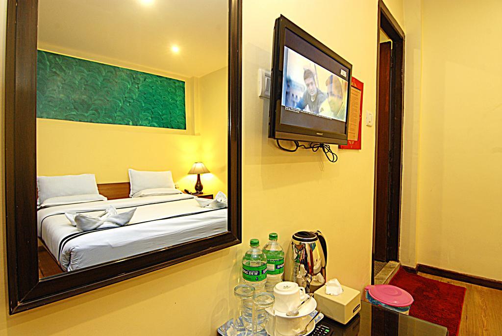 Hotel Amaryllis Катманду Екстериор снимка