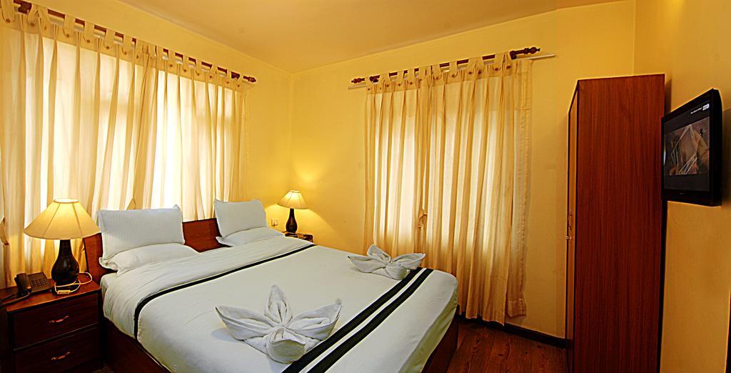 Hotel Amaryllis Катманду Екстериор снимка