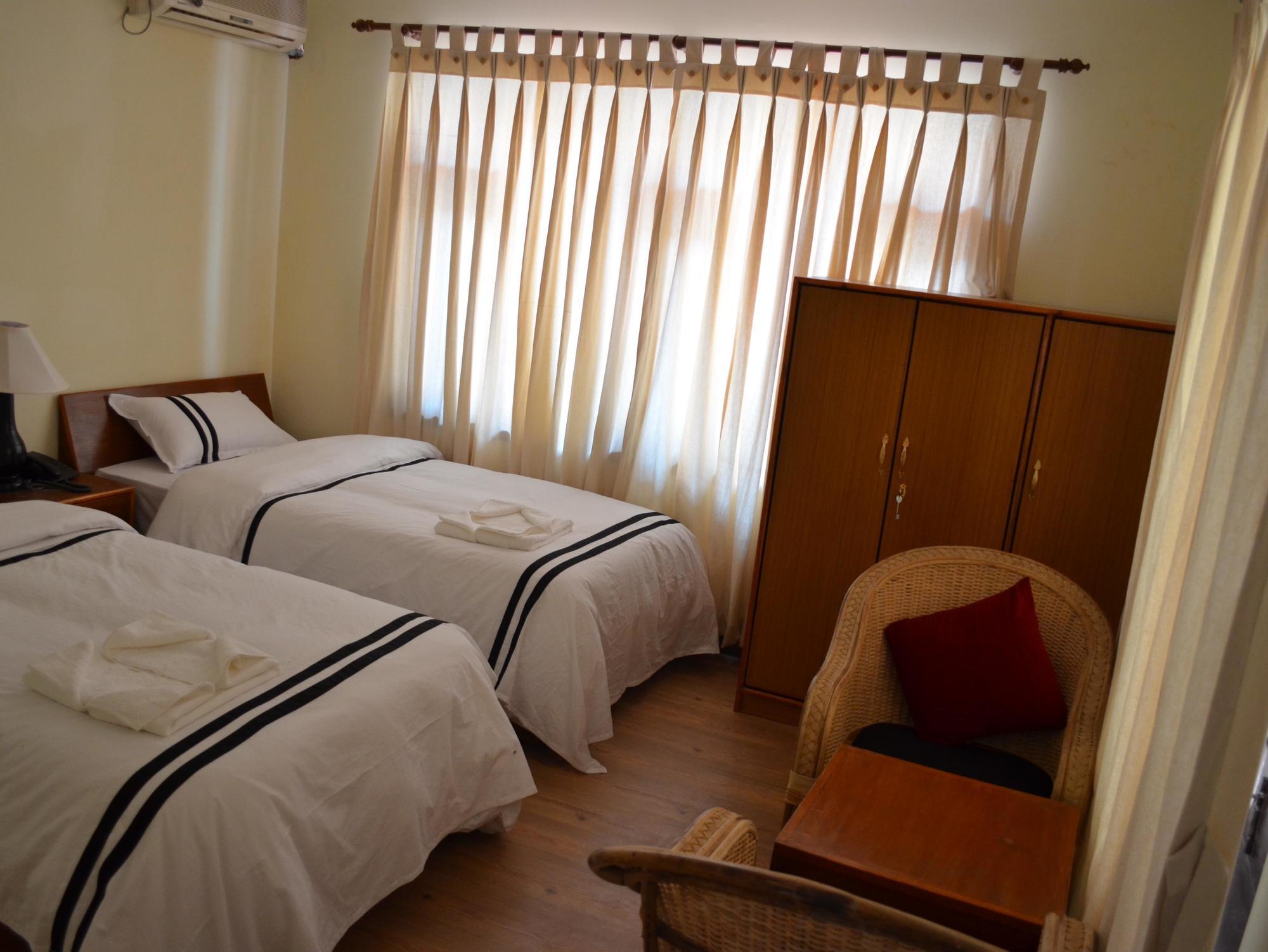 Hotel Amaryllis Катманду Екстериор снимка